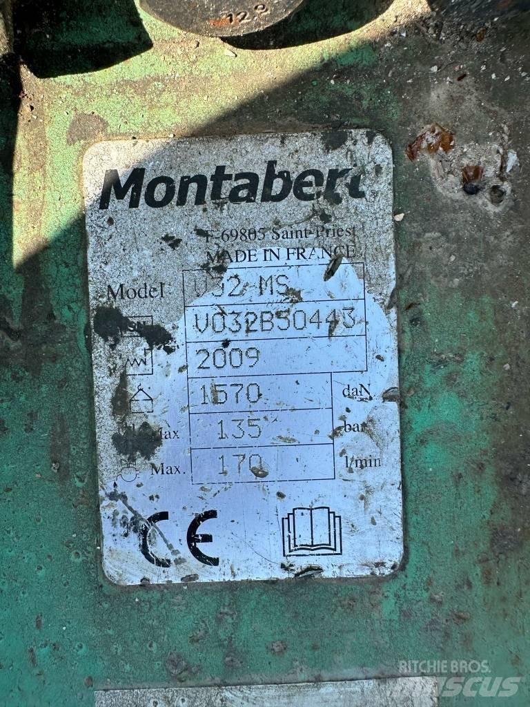 Montabert V 32 Hidrauliniai kūjai / Trupintuvai