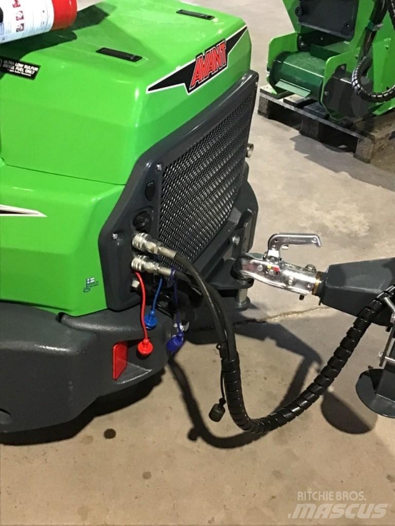 Avant 1200  Tippvagn Daugiafunkciniai pakrovėjai