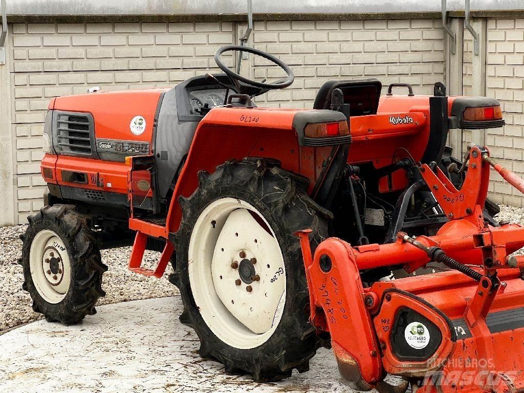 Kubota GL200 Traktoriai