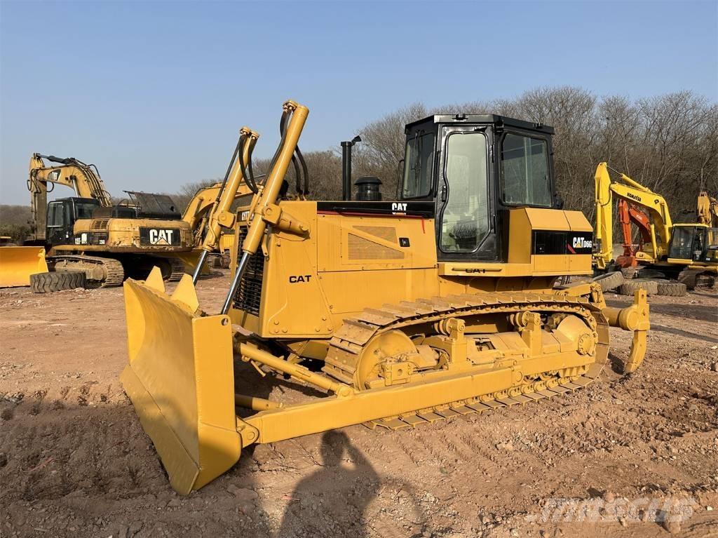 CAT D6G Vikšriniai buldozeriai