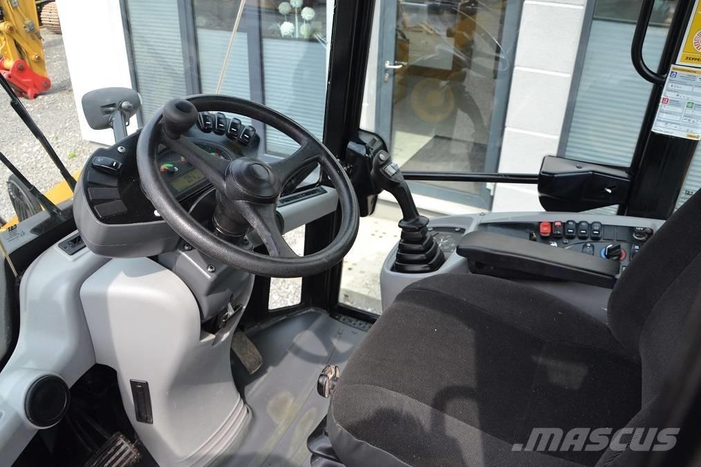 CAT 908 M Naudoti ratiniai krautuvai