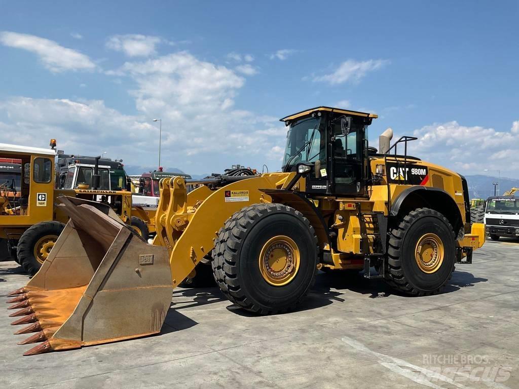 CAT 980M Naudoti ratiniai krautuvai