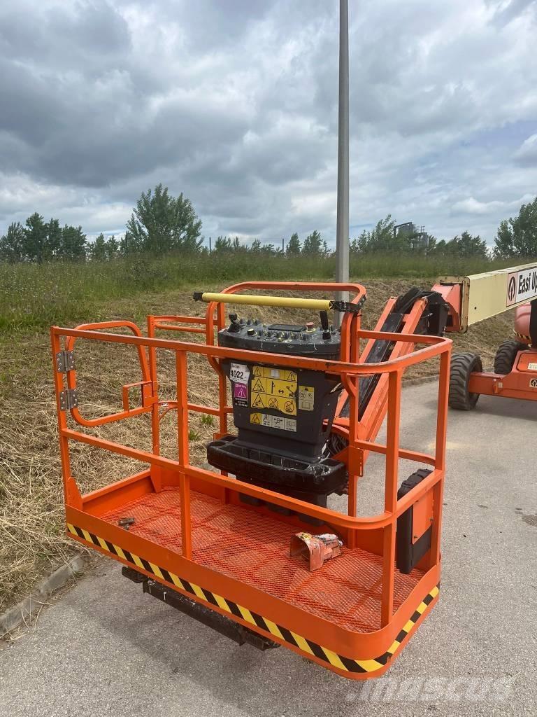 JLG M 600 JP Alkūniniai keltuvai