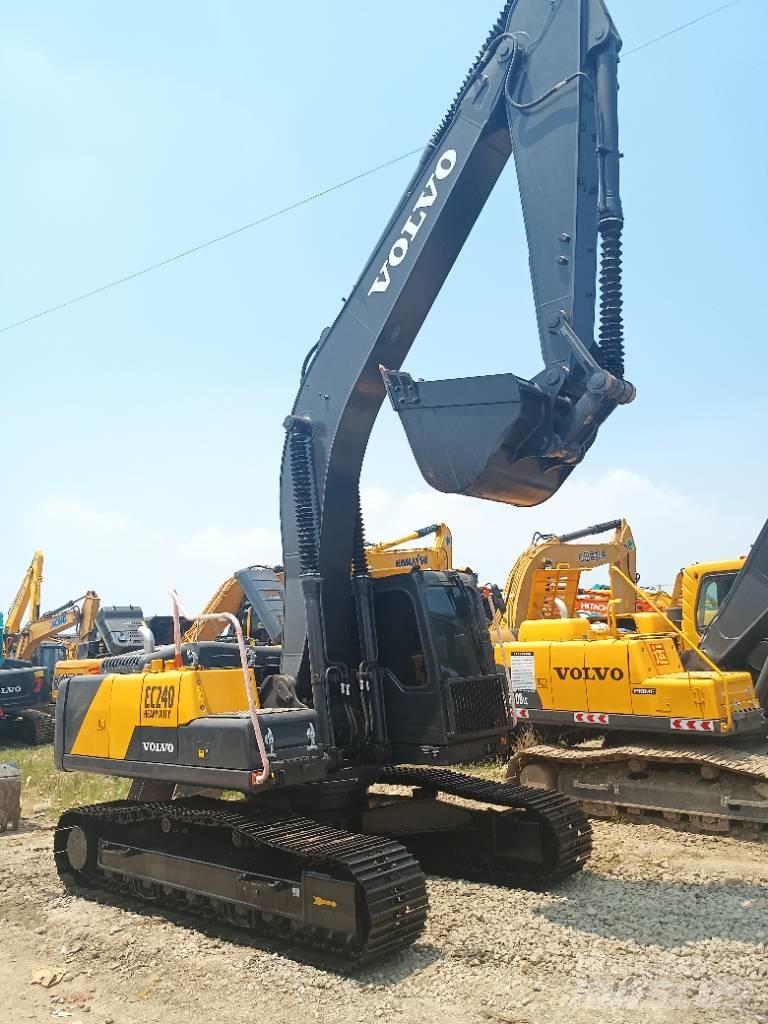 Volvo EC 240 Vikšriniai ekskavatoriai
