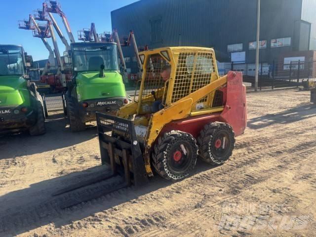 Bobcat S 130 Krautuvai su šoniniu pasukimu