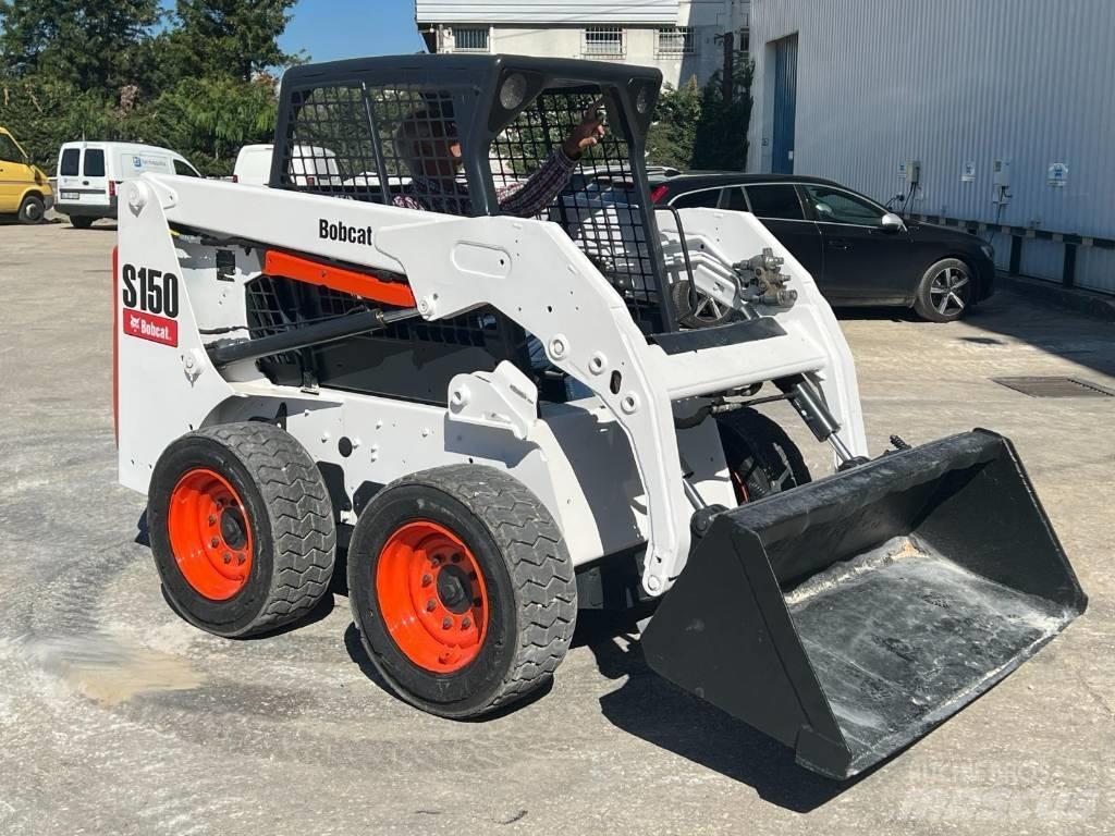 Bobcat S 150 Krautuvai su šoniniu pasukimu