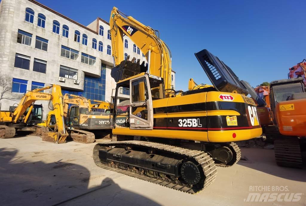 CAT 325 B L Vikšriniai ekskavatoriai