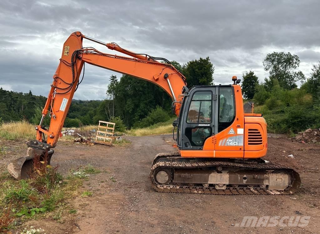 Doosan DX 140 LCR-3 Vikšriniai ekskavatoriai
