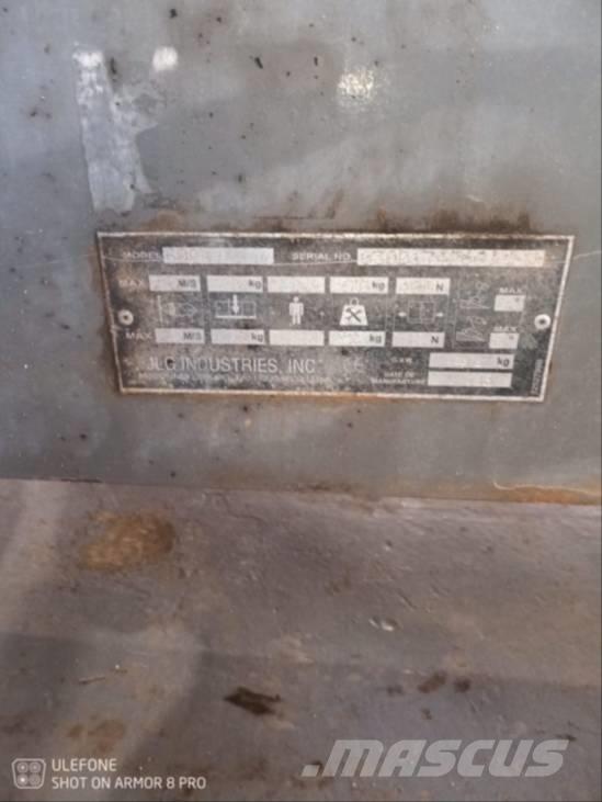 JLG 600 AJ Alkūniniai keltuvai