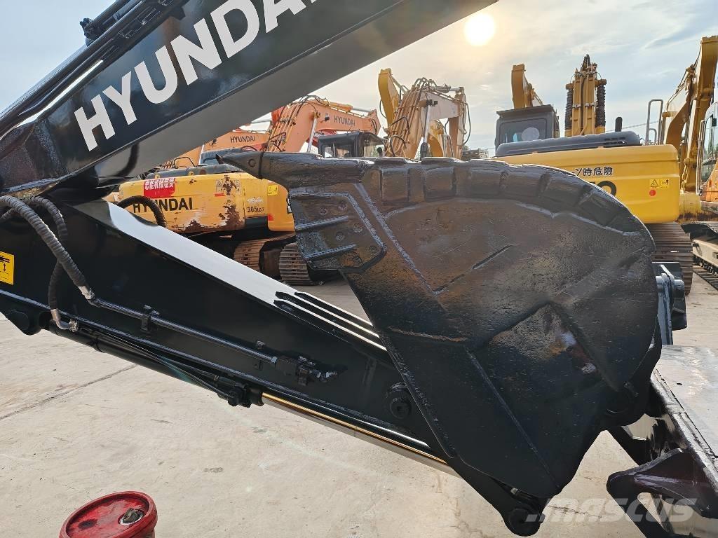 Hyundai R210W-9 Ratiniai ekskavatoriai