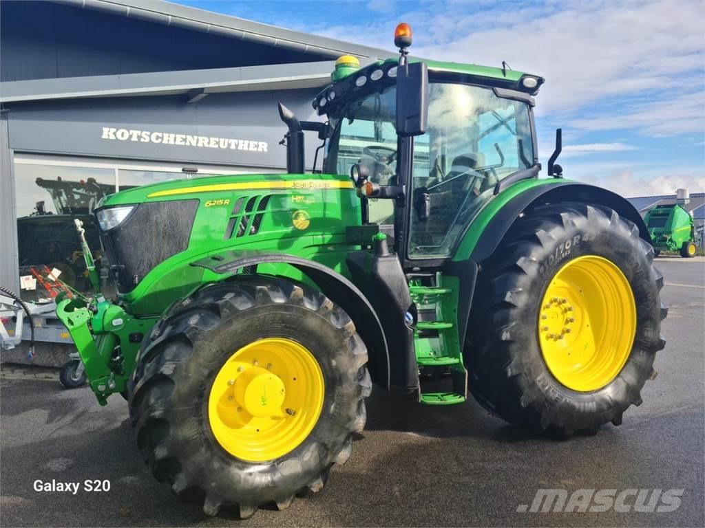 John Deere 6215R Traktoriai