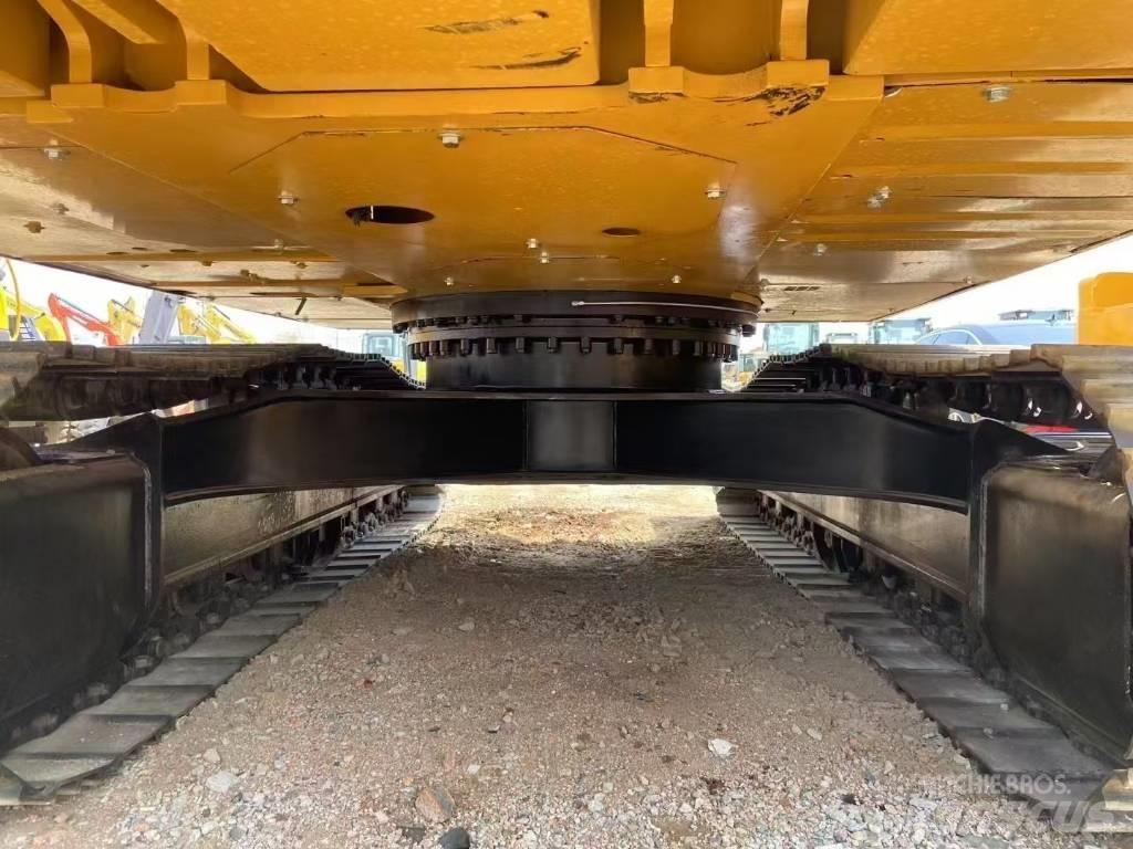 CAT 320D2 Vikšriniai ekskavatoriai