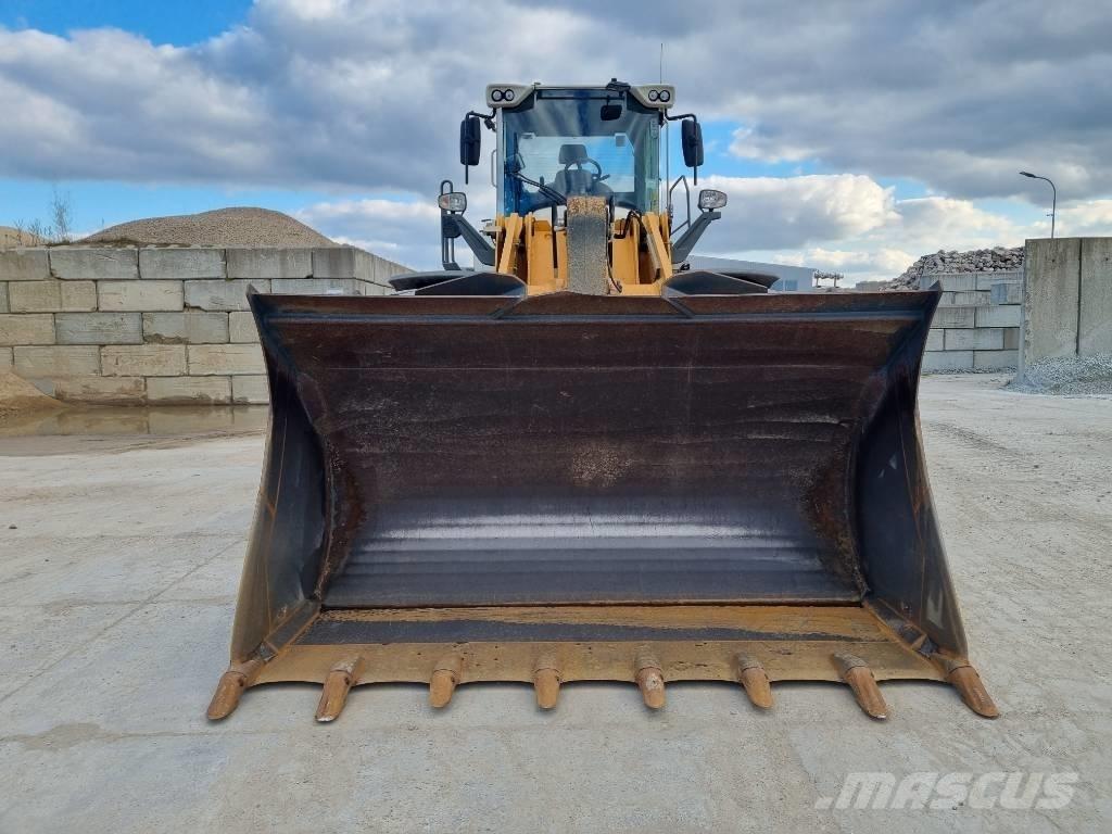 Liebherr 566 xpower Naudoti ratiniai krautuvai
