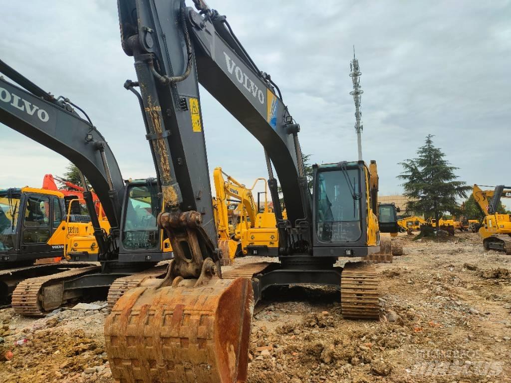 Volvo EC220D Vikšriniai ekskavatoriai