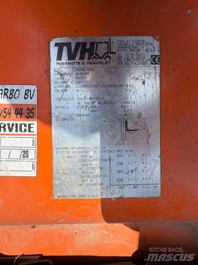 Doosan D30G D30G Šakiniai krautuvai - Kita
