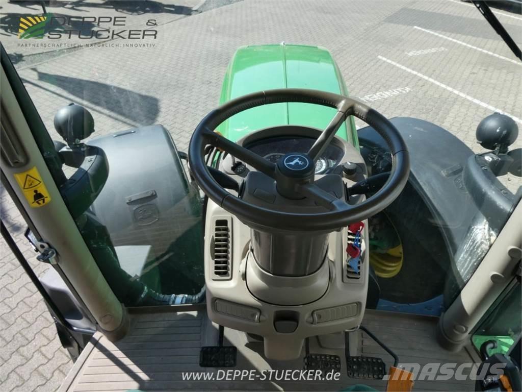 John Deere 6250R Traktoriai