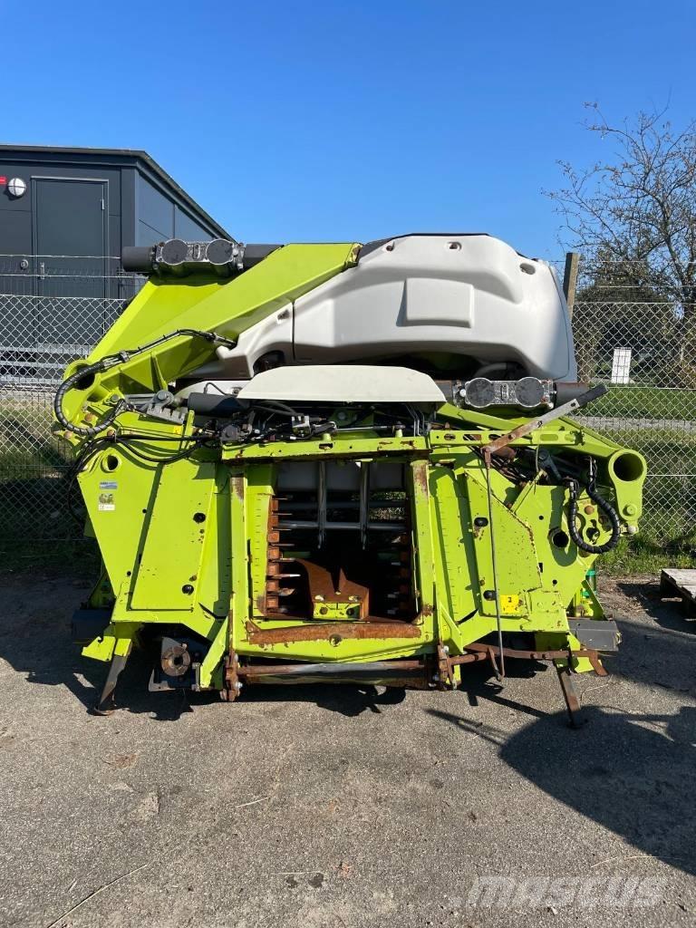 CLAAS ORBIS 750 Derliaus nuėmimo kombainų galvos