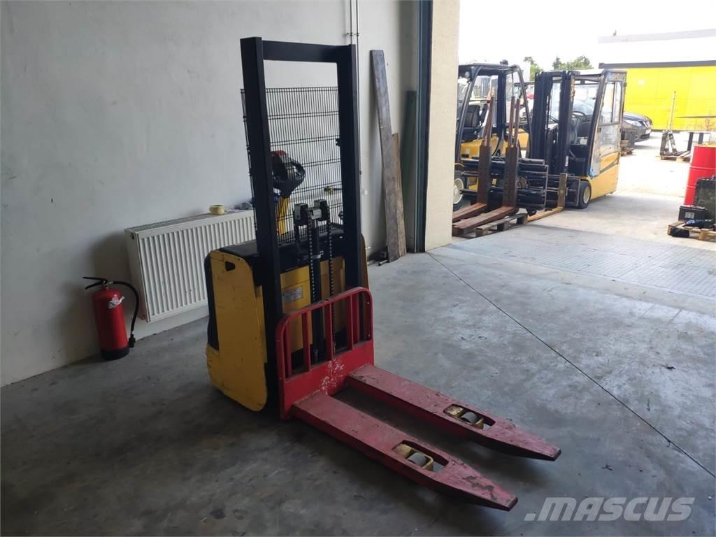 Hyster S1.0E Rankiniai vėžimėliai