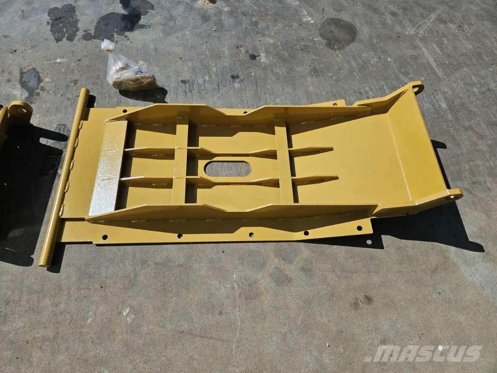 CAT 140M3 Kiti naudoti statybos komponentai