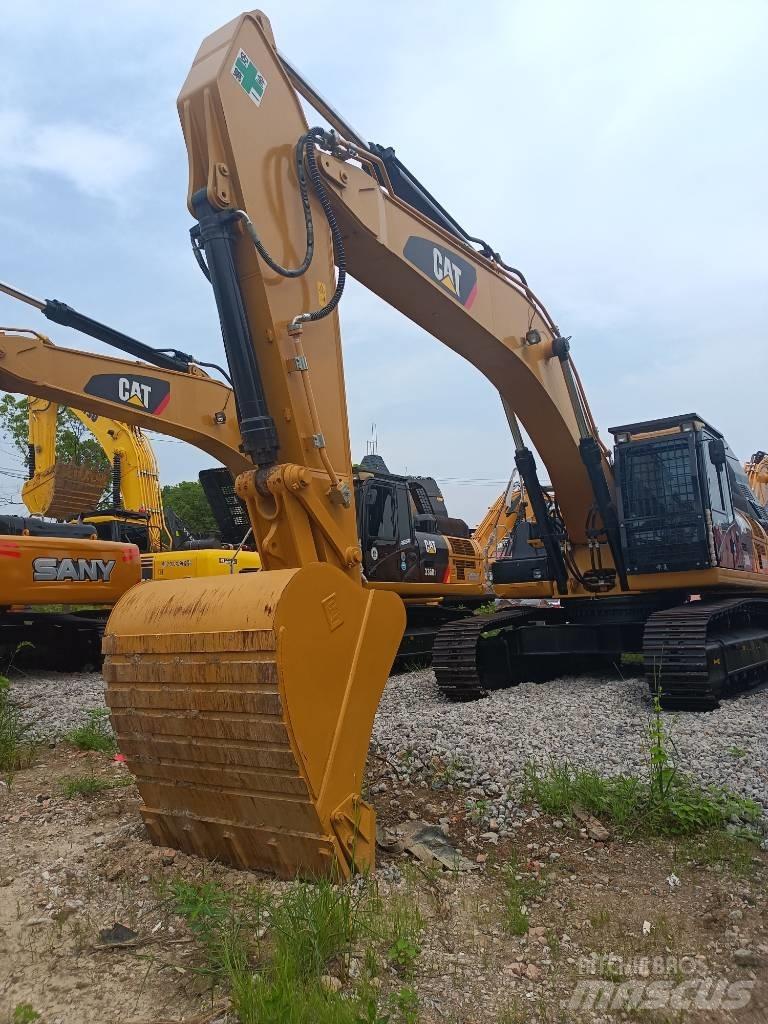 CAT 330 D Vikšriniai ekskavatoriai