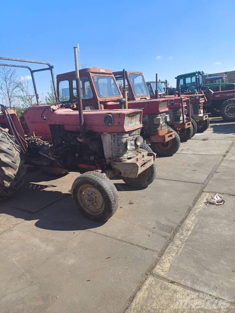 Massey Ferguson 168 Traktoriai