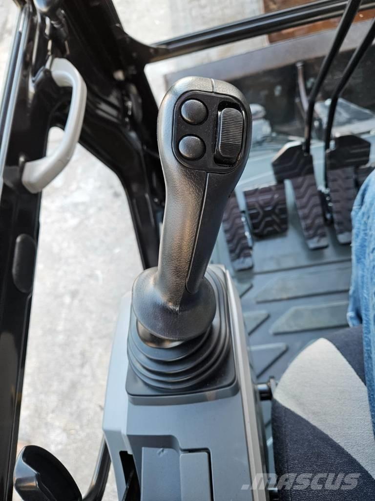 CAT 313 F L Vikšriniai ekskavatoriai