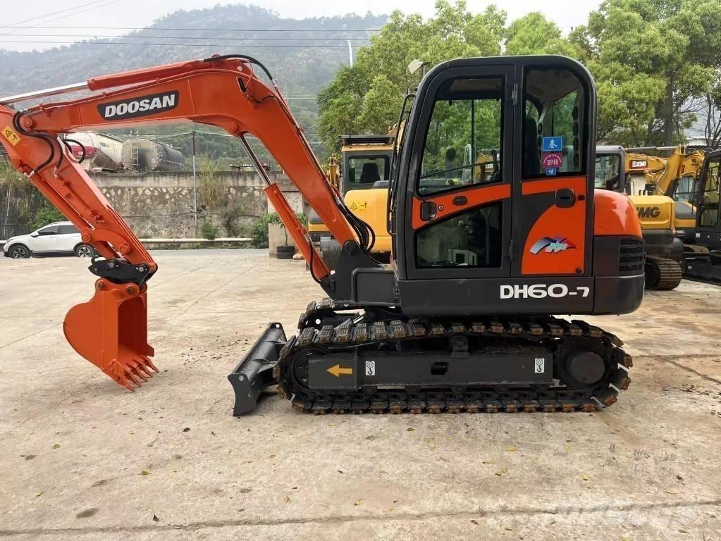 Doosan DH 60-7 Mini ekskavatoriai < 7 t