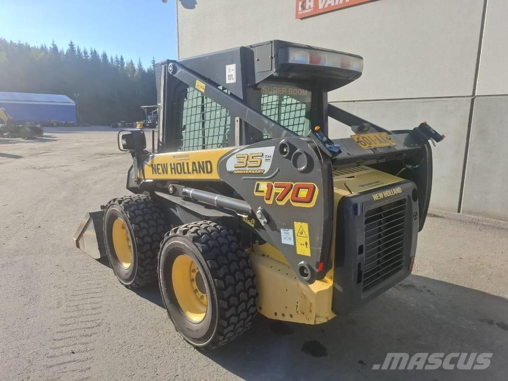 New Holland L 170 Krautuvai su šoniniu pasukimu