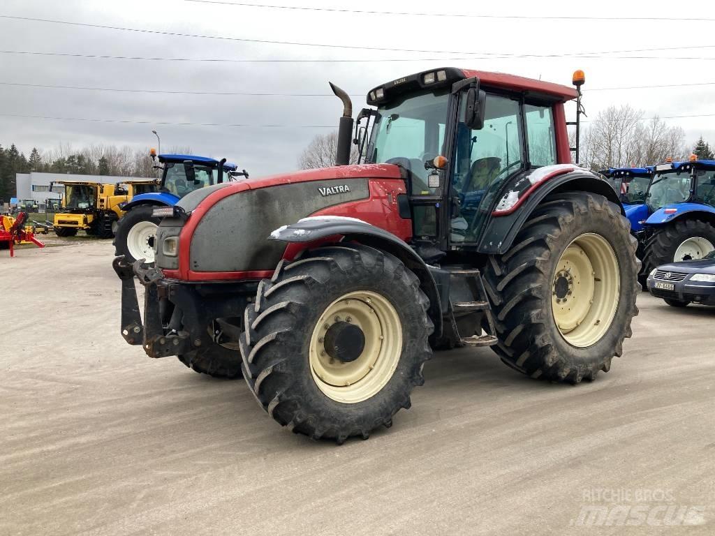 Valtra T 191 Traktoriai