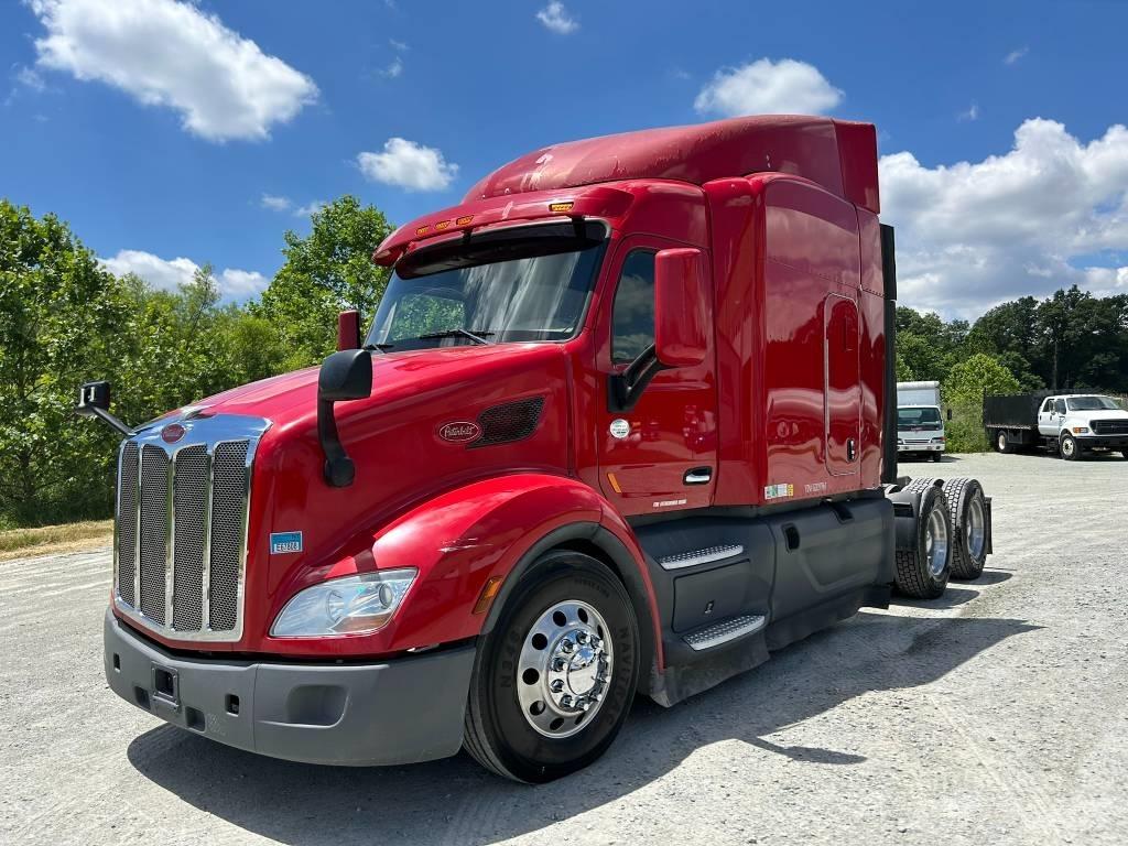 Peterbilt 579 Naudoti vilkikai