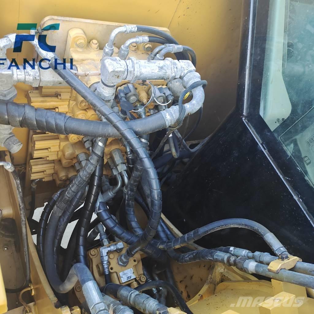 CAT 308 E 2 Vikšriniai ekskavatoriai