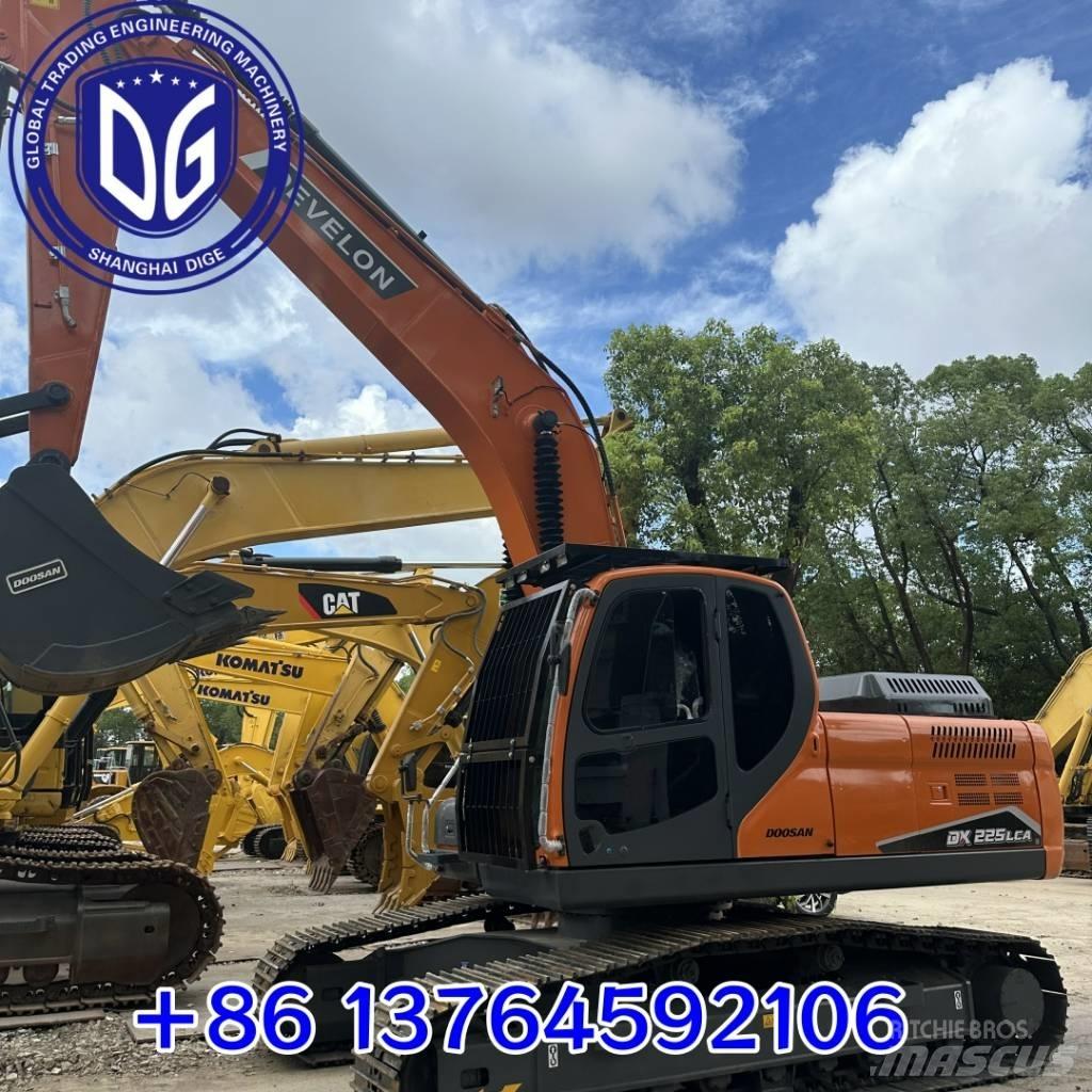 Doosan DX 225 LCA Vikšriniai ekskavatoriai
