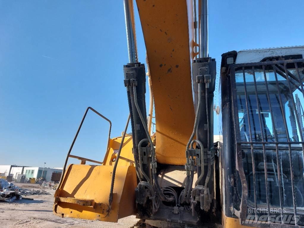 Liebherr R 946 Vikšriniai ekskavatoriai