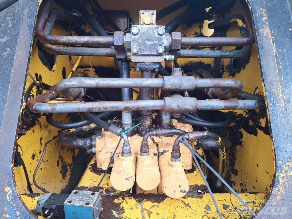 Volvo BM 4600 Naudoti ratiniai krautuvai