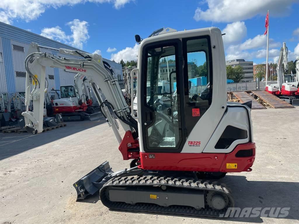 Takeuchi TB 225 Mini ekskavatoriai < 7 t
