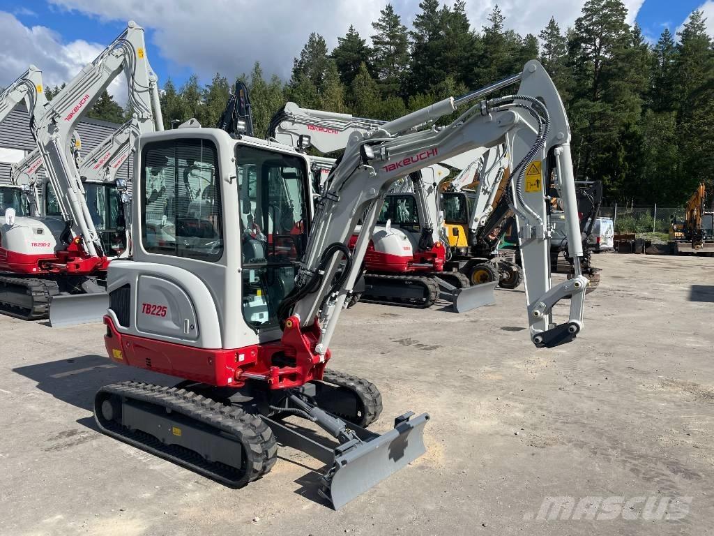 Takeuchi TB 225 Mini ekskavatoriai < 7 t