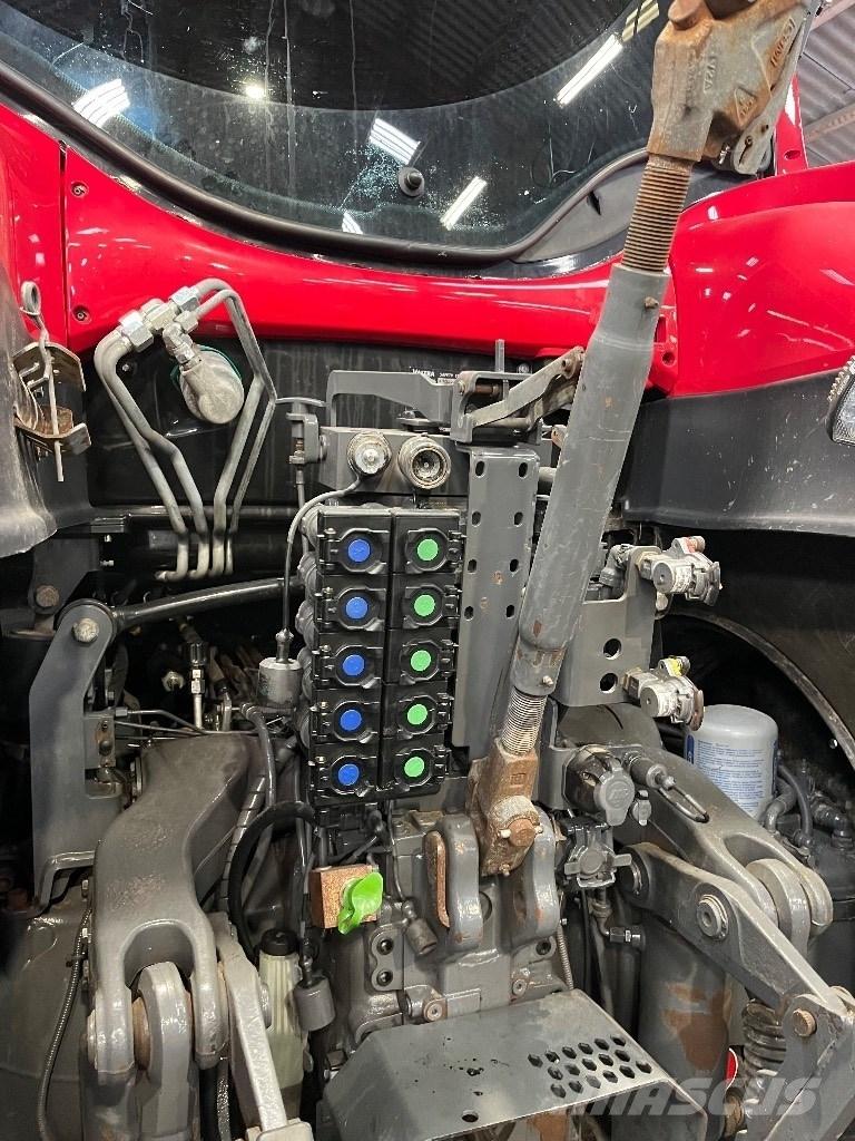 Valtra T235 Traktoriai