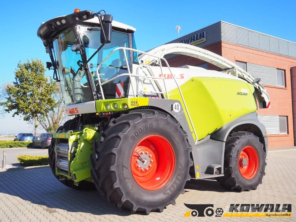 CLAAS Jaguar 950 4WD Pašarų ruošimo technika