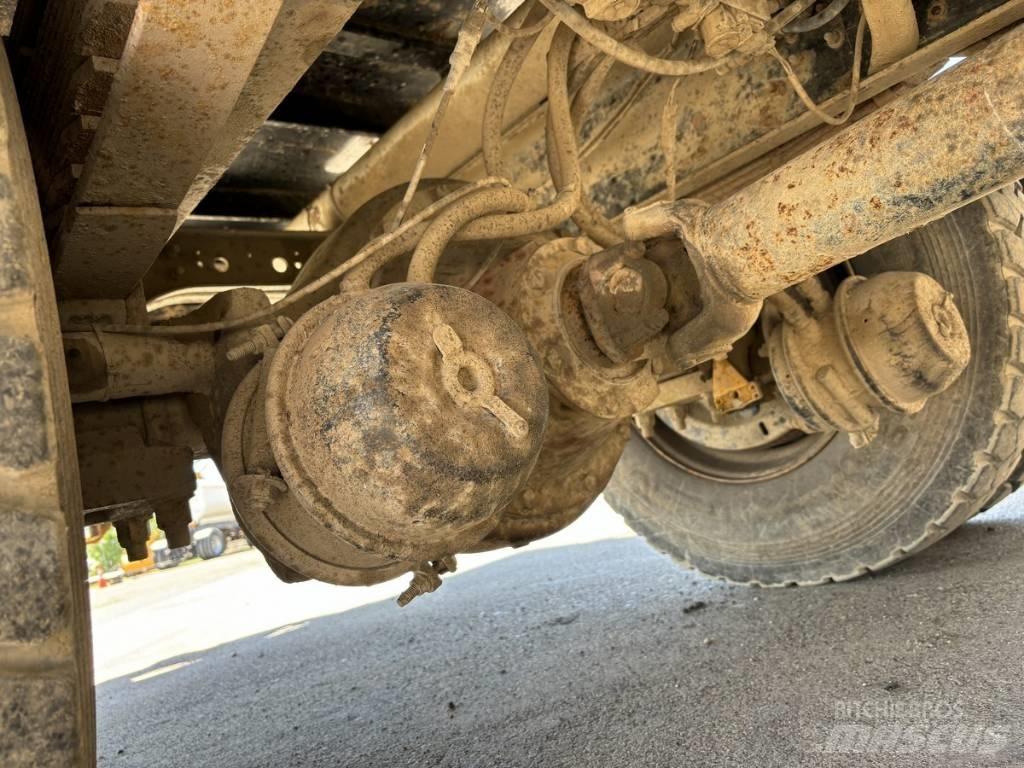 International 4900 Platformos/ Pakrovimas iš šono