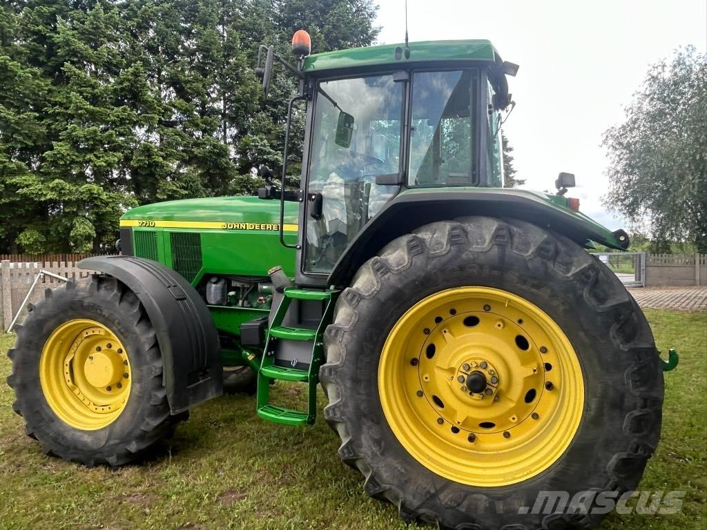 John Deere 7710 PQ Traktoriai