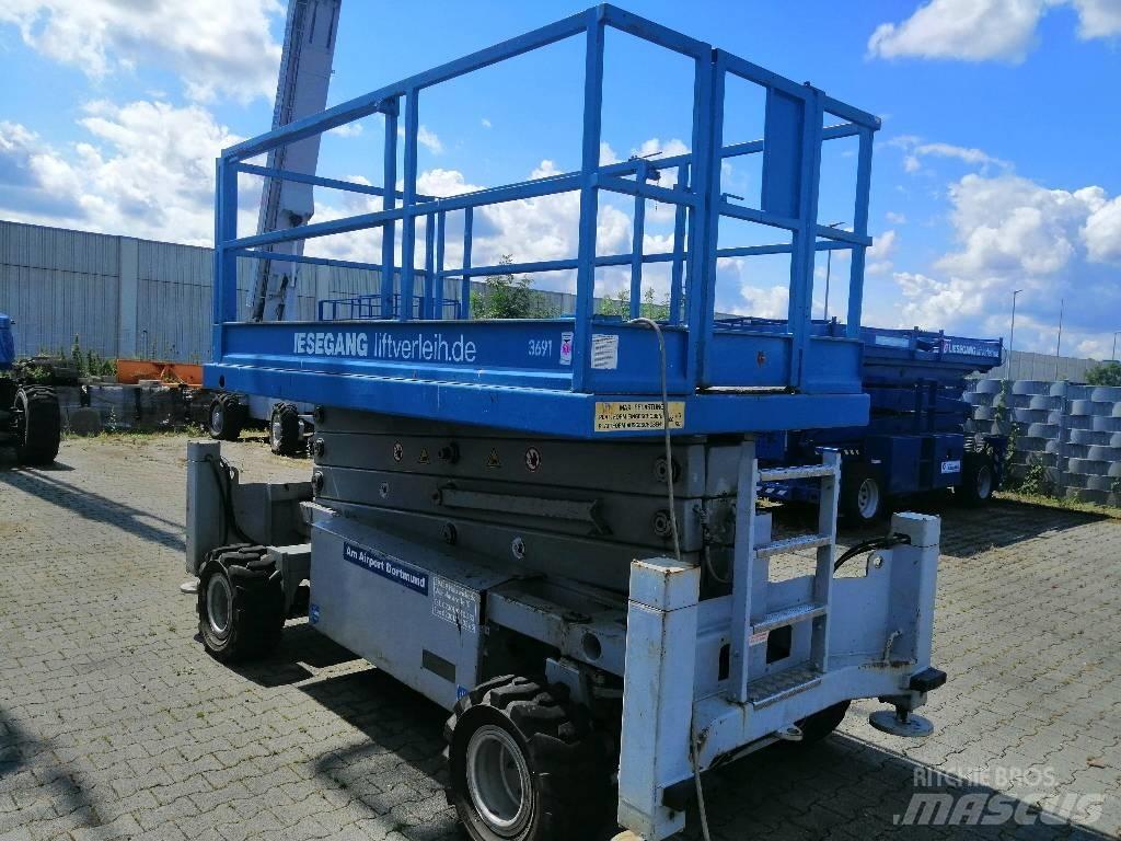 Liftlux SL 108 D 4x4 Žirkliniai keltuvai