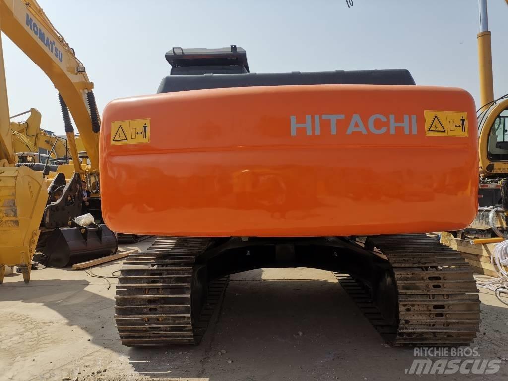 Hitachi ZX 200 Vikšriniai ekskavatoriai