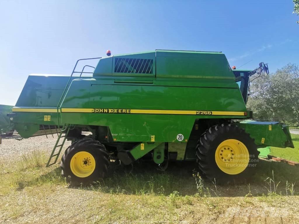John Deere 2266 Derliaus nuėmimo kombainai