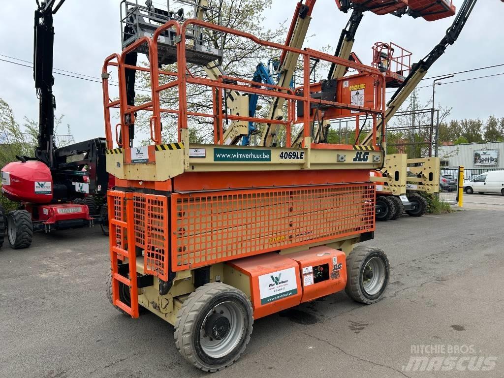 JLG 4069 LE Žirkliniai keltuvai