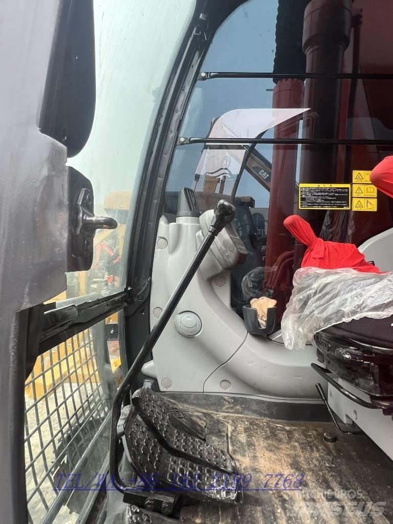 Hitachi ZX200 Vikšriniai ekskavatoriai