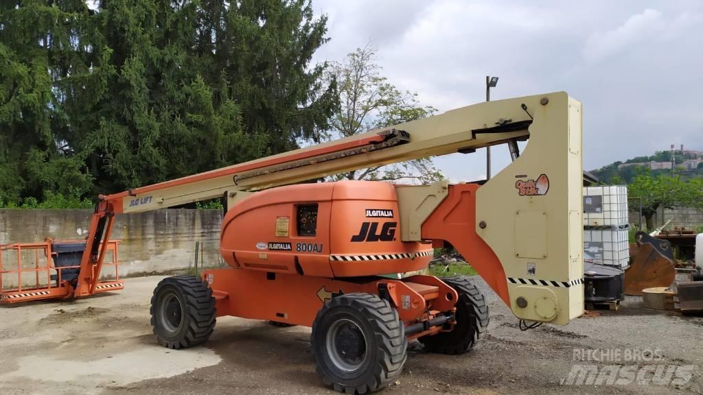 JLG 800 AJ Alkūniniai keltuvai