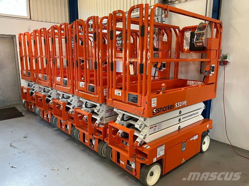 Snorkel S 3219 E Žirkliniai keltuvai