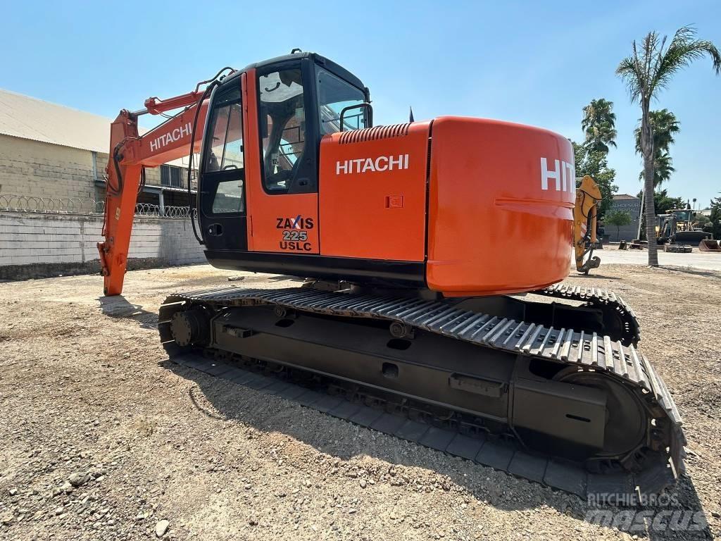 Hitachi ZX 225 Vikšriniai ekskavatoriai