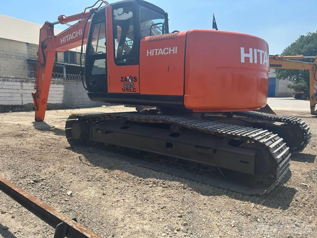 Hitachi ZX 225 Vikšriniai ekskavatoriai
