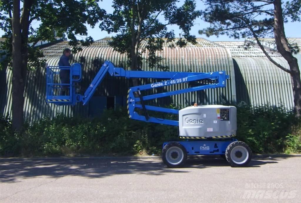 Genie Z45/25JRT Alkūniniai keltuvai